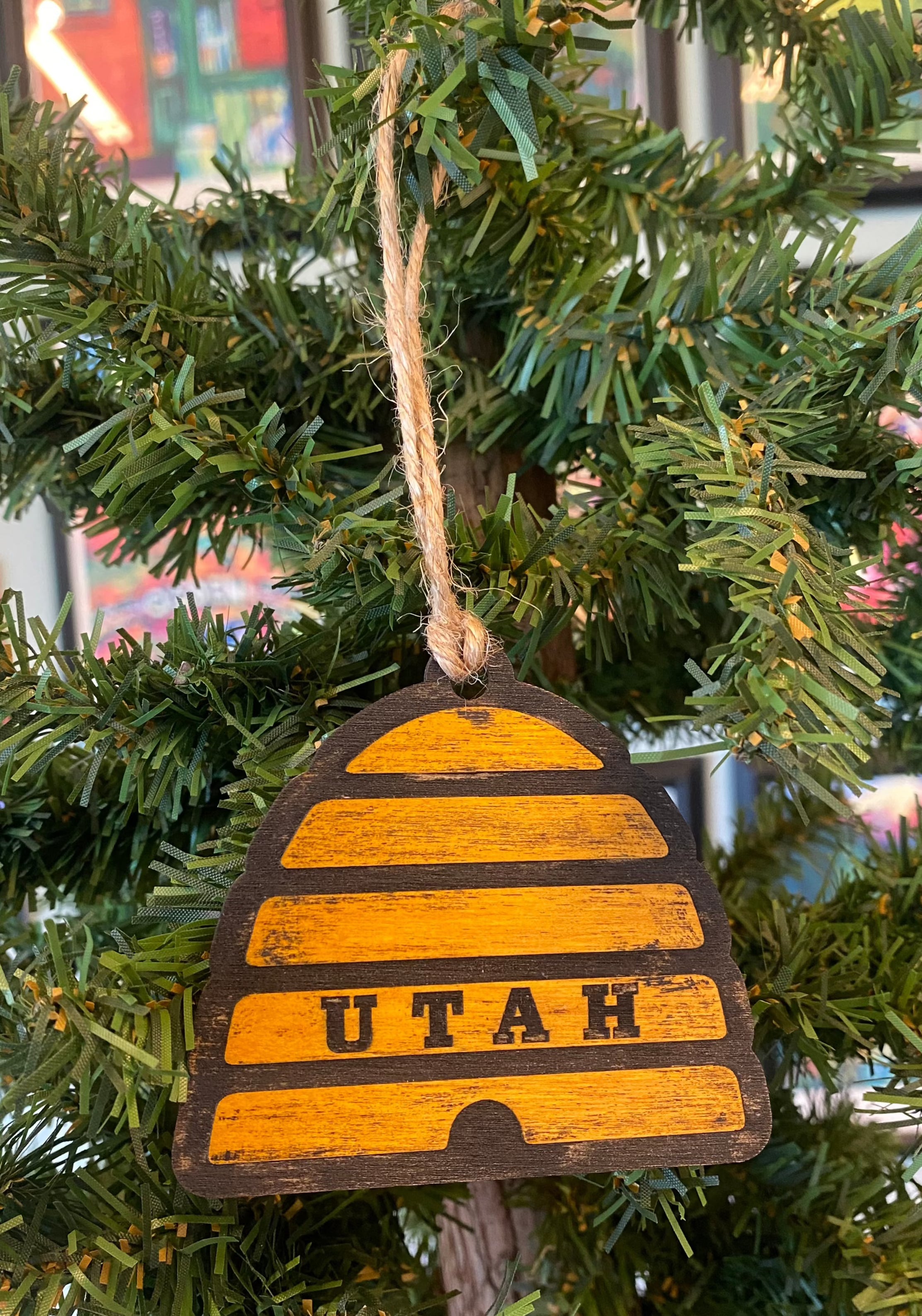 UTAH HIVE ORNAMENT